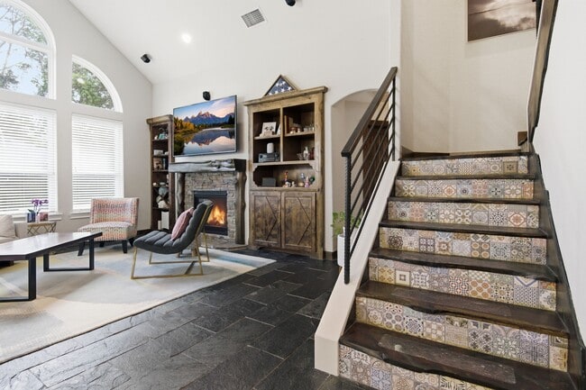 Photo - 6203 Cash Oaks Dr