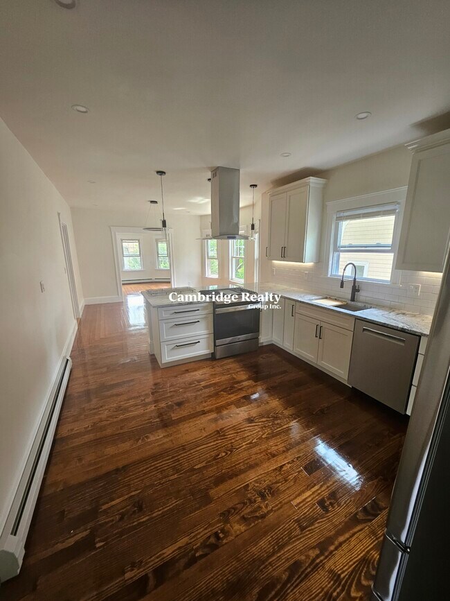 Photo - 126 Winsor Ave Unit 2