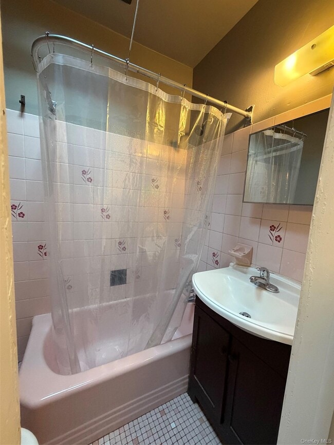 Photo - 439 Quincy St