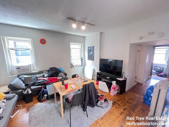 Building Photo - 21 Aberdeen St Unit 6 Rental