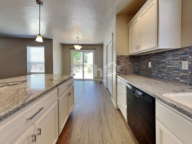 Photo - 9860 W Mossywood Dr