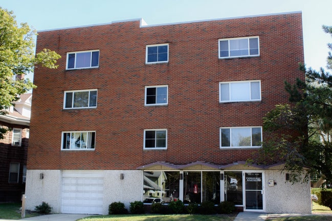909 N. Main - 909 N Main St Apartments