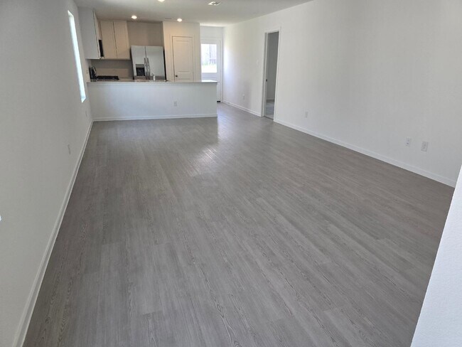 Photo - 25557 Blossom Ct