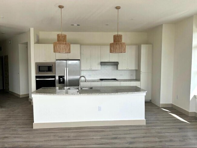 Photo - 18210 Park Row Dr Unit 1340