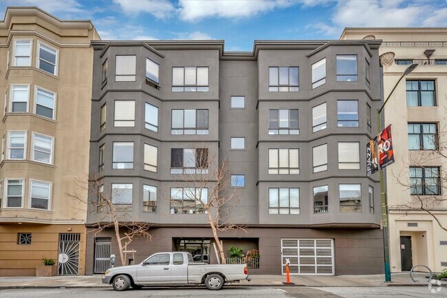 Building Photo - 1625 Pacific Ave Unit 304 Rental