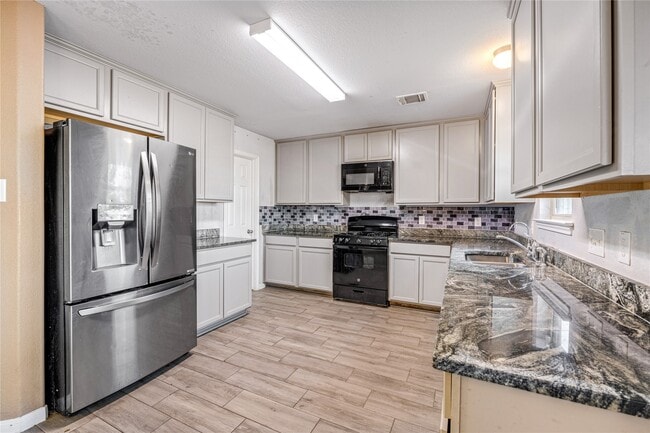 Photo - 12747 Highmanor Dr