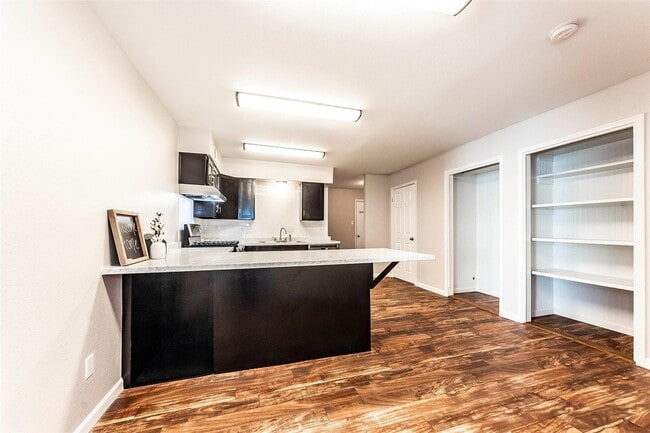 Photo - 123 S Carroll St