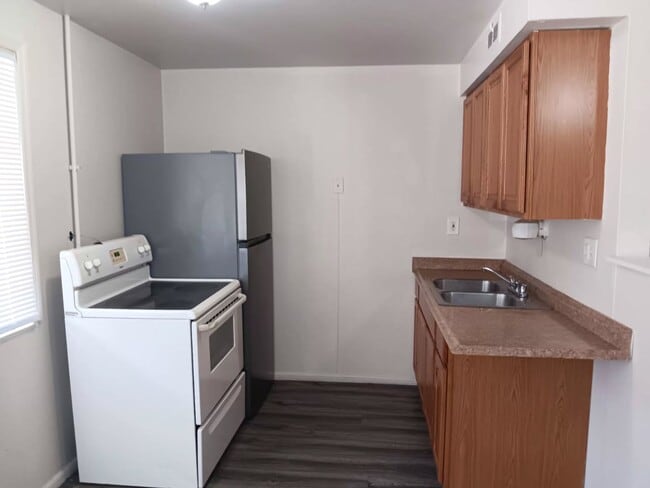 Photo - 2384 Williams Creek Rd