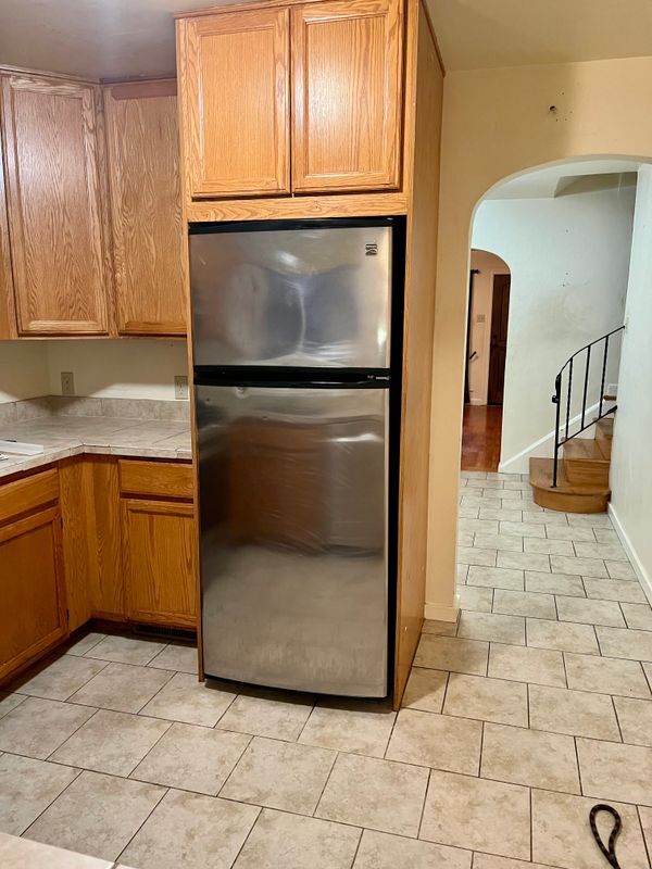 Photo - 437 Mastick Ave