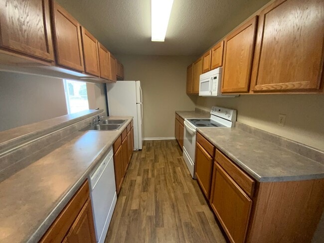 Photo - 3 Bedroom 2 Bathroom Duplex