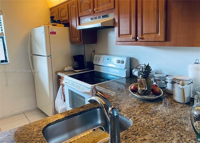 Photo - 10633 NW 10th St Unit 102