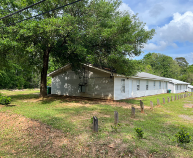 Photo - 19490 Magnolia St House