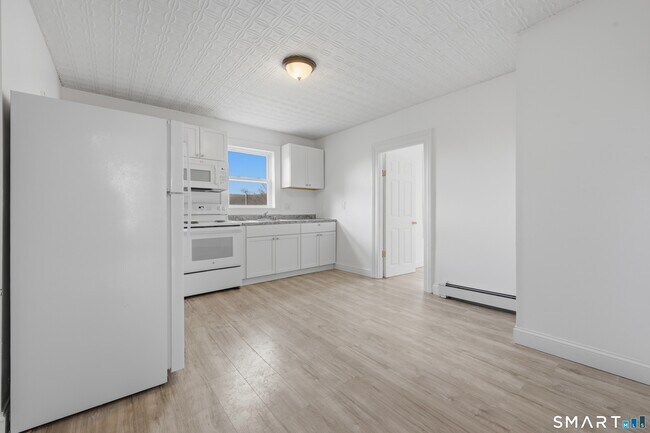 Photo - 23 Dunn Ave Unit 2