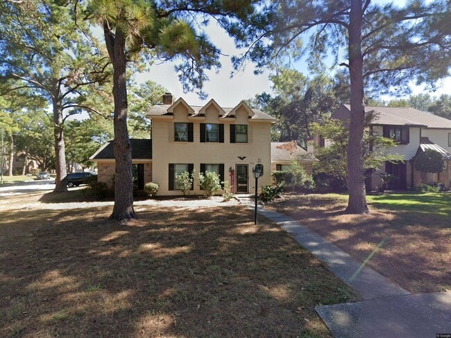 Building Photo - 12318 De Forrest St