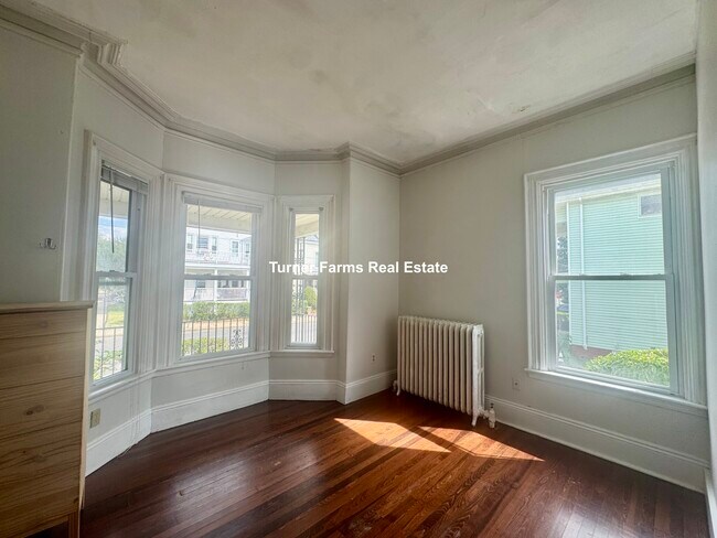 Photo - 76 Curtis St Unit 1