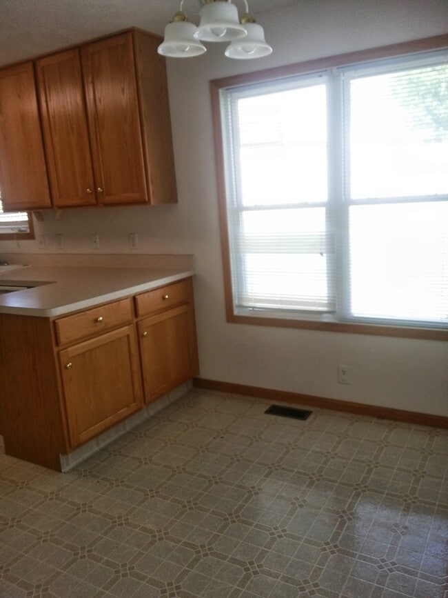 Photo - 7316 S 29th St