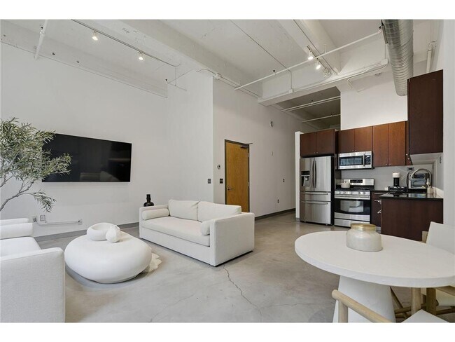 Photo - 700 N Washington Ave Unit 319