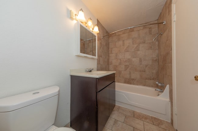 Photo - Rosewood Park Apartments