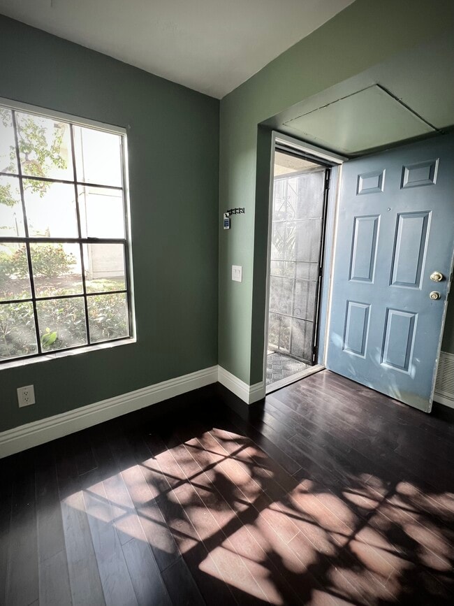 Front door - 10341 Azuaga St Unit 247