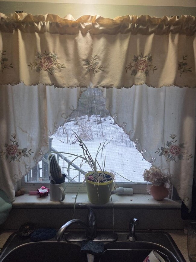 Photo - 8 Woodknoll Dr