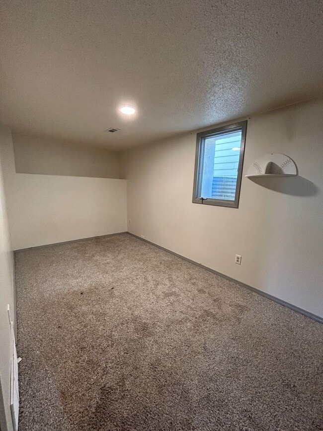 Photo - Marshall Unit B