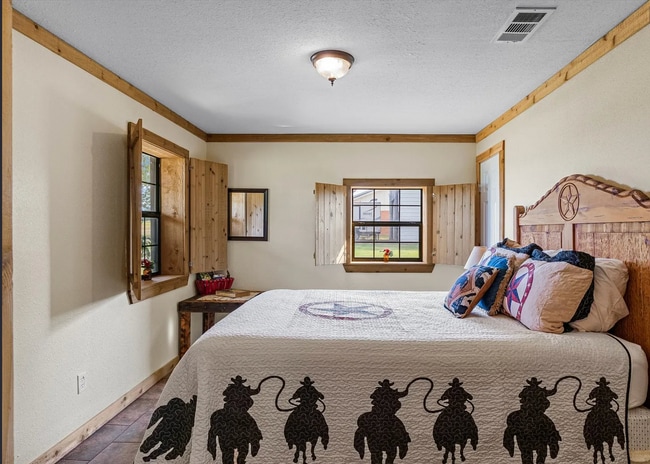 Photo - 3403 VZ County Road 1110