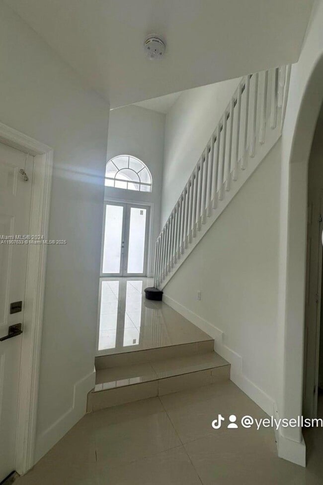 Photo - 16314 SW 61st Ln