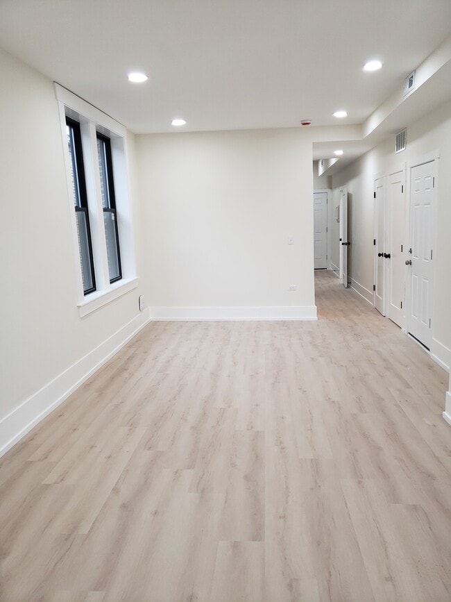 Photo - 944 N Damen Ave Unit 2F