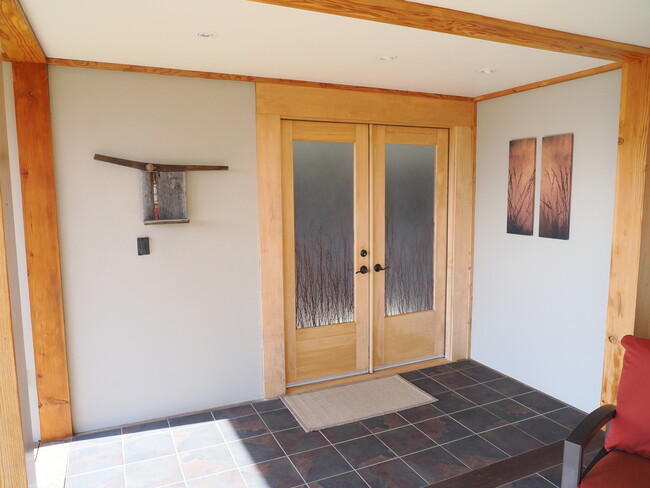 Photo - 100 Crab Apple Ln