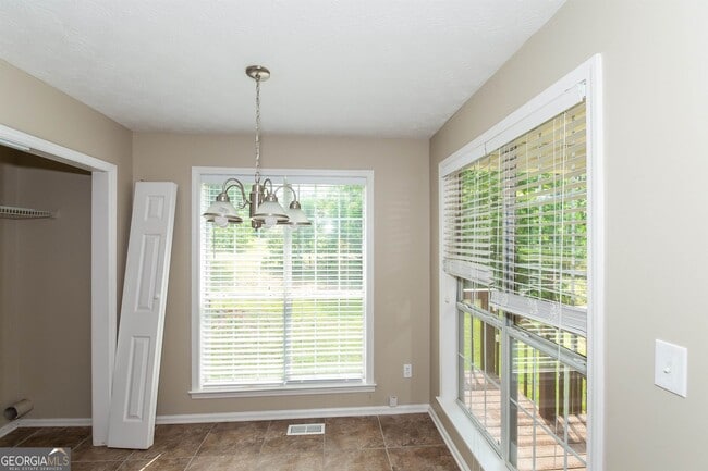 Photo - 121 Aristocratic Way