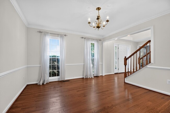 Photo - Meticulously maintained & spacious 4 Bd/2 full & 2 half bath home  Home in Dawson's Landing - Pet...