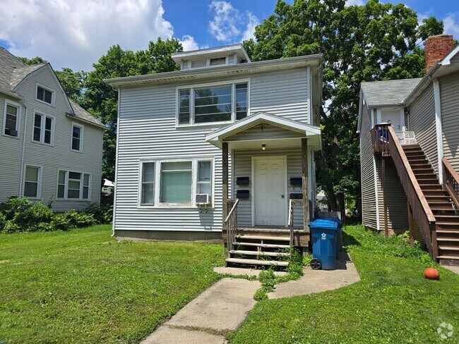 Building Photo - 618 E Mulberry St Unit 618 E. Mulberry Apt 4