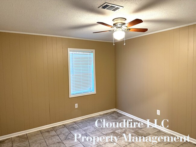 Photo - 213 James Cir Unit 213