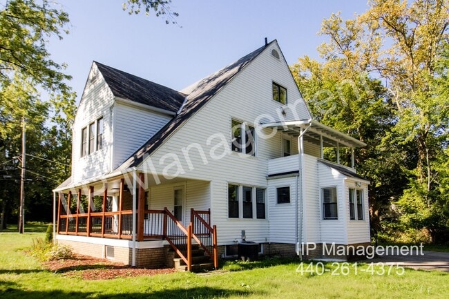 Building Photo - 29396 Detroit Rd Rental