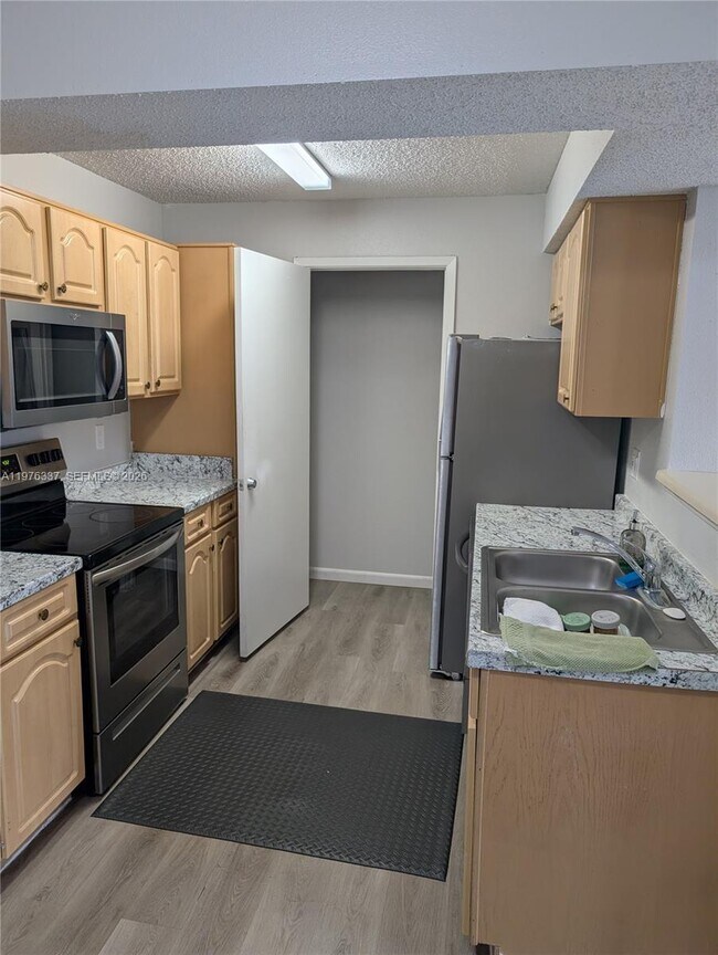 Photo - 15067 SW 103rd Terrace Unit 14204