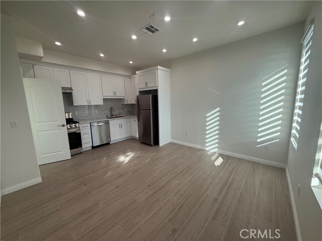 Photo - 13939 Leadwell St