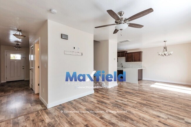 Photo - Draper Townhouse - 4 BD 3.5 BA 2 GA