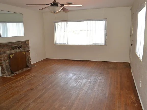 Photo - 436 Nautilus Ave