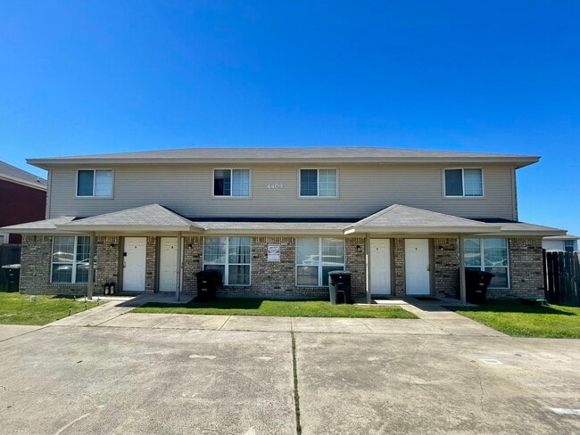 Building Photo - 4409 Abigail Dr Rental