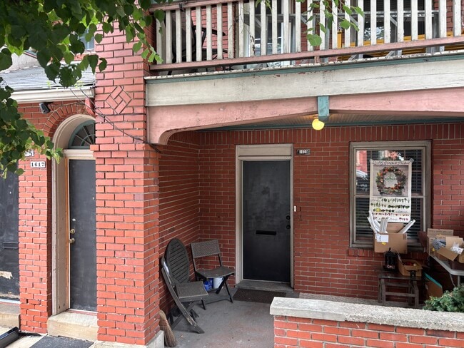 Front porch - 1619 Buena Vista St Unit 1619 Buena Vista St Rental