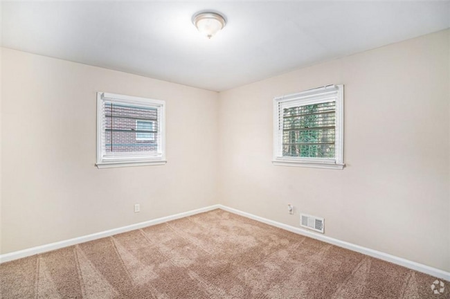 Building Photo - 226 Collum St NW Rental