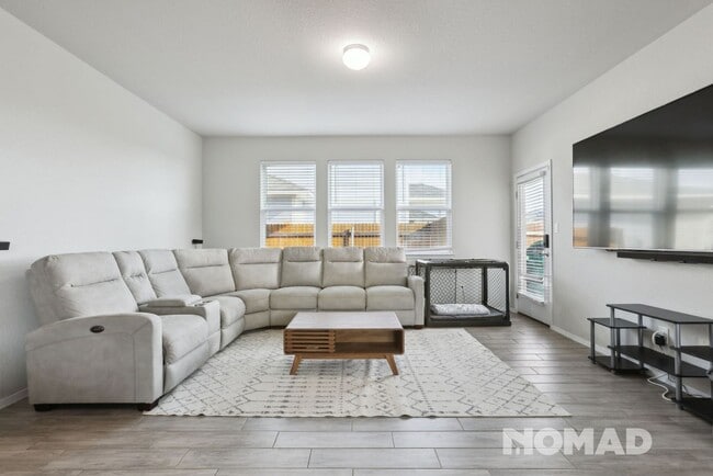 Building Photo - 209 Lake Placid Run