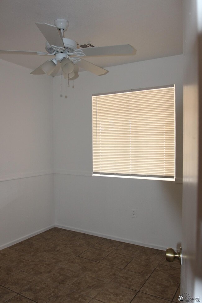 Photo - 2090 S 44th Dr
