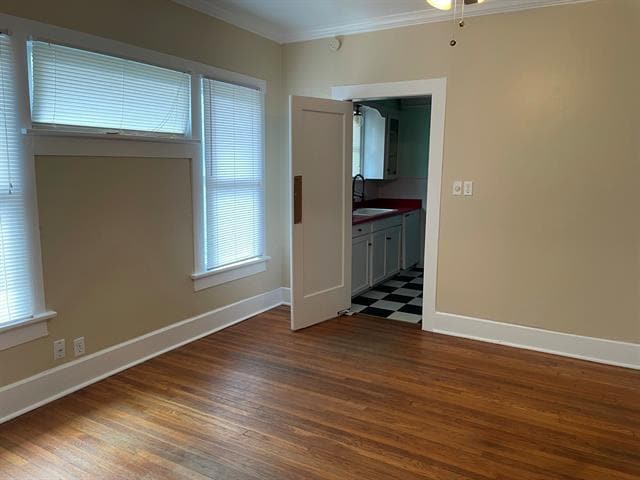 Photo - 2257 College Ave