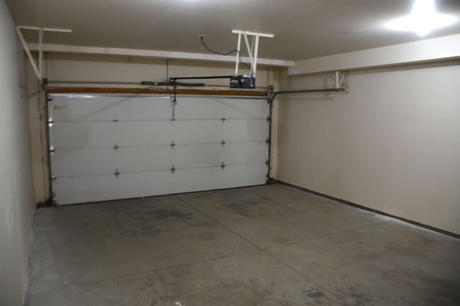300 5th Ave W Unit 300 5th Ave