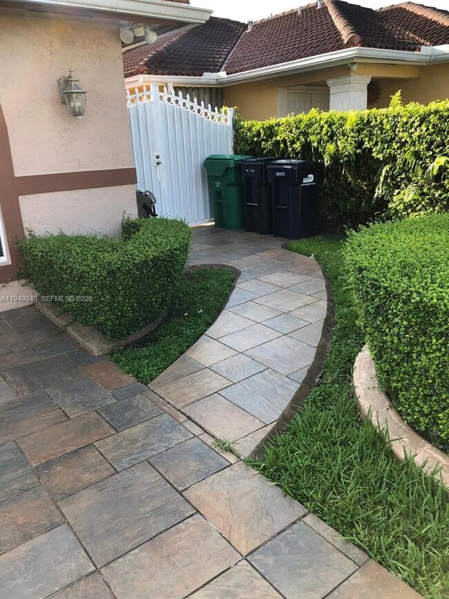 Photo - 4939 SW 144th Ave