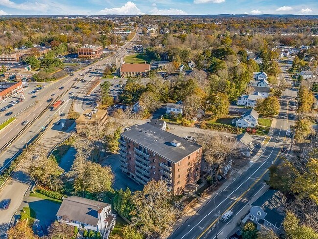Photo - 10 Main St Unidad 602