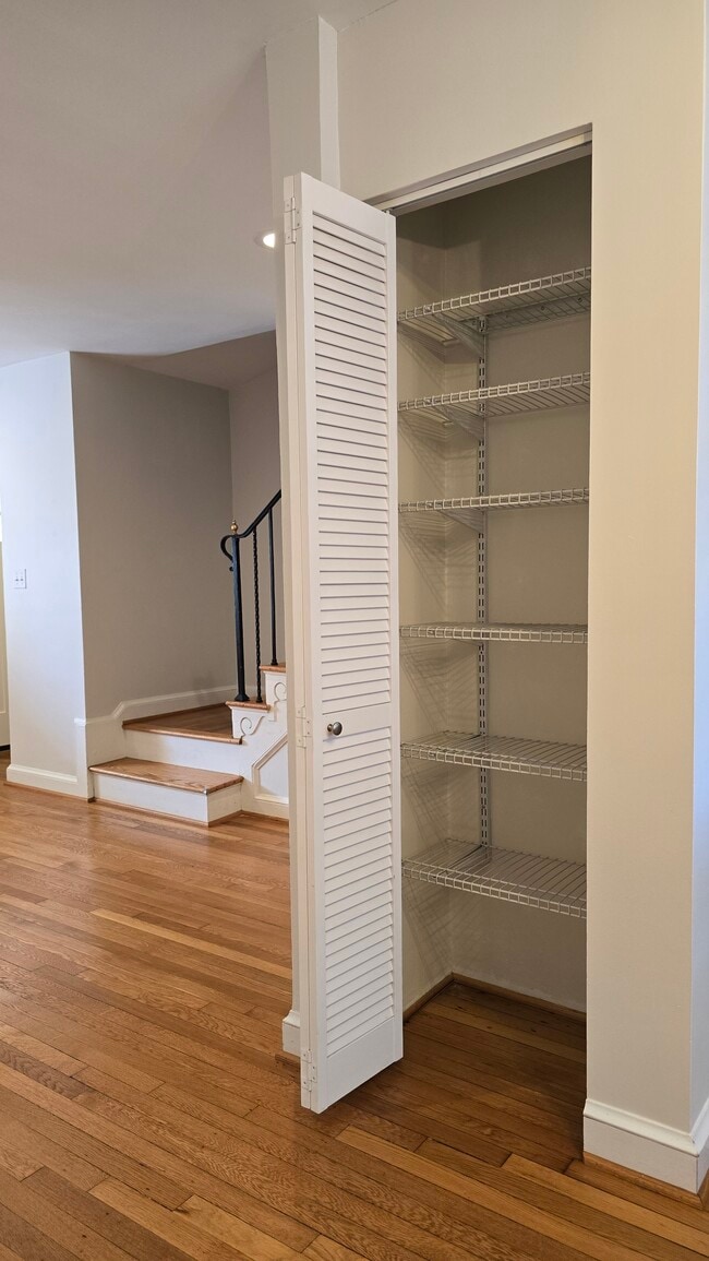 Photo - 136 Wesmond Dr