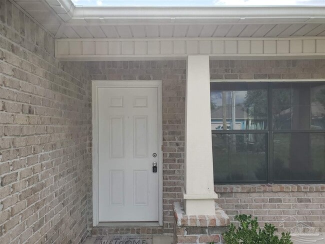 Photo - 1921 Luneta St