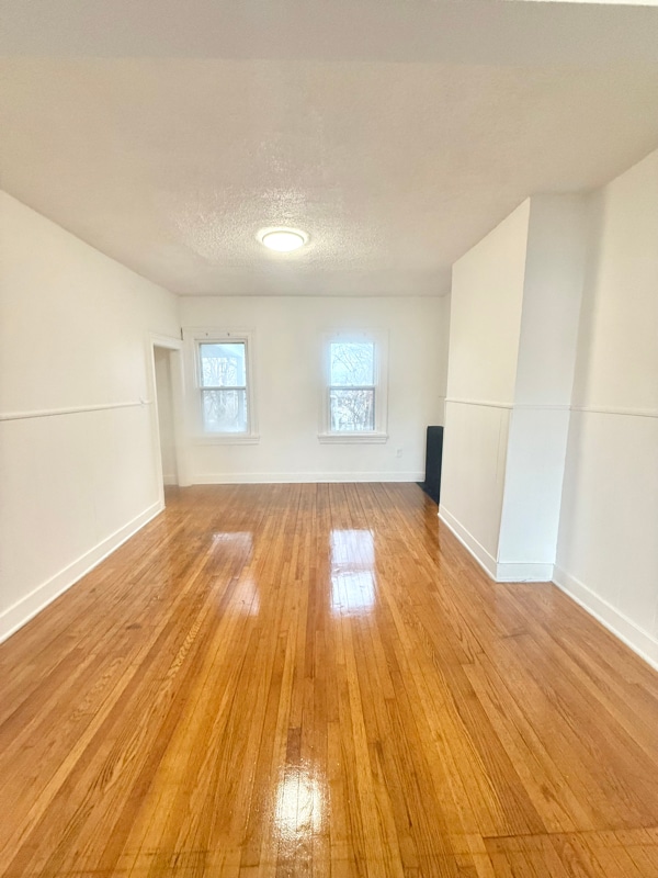 Photo - 194 Main St Unit FL1